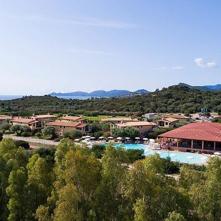 Marina Rey Beach Resort Costa Rei Bagian luar foto